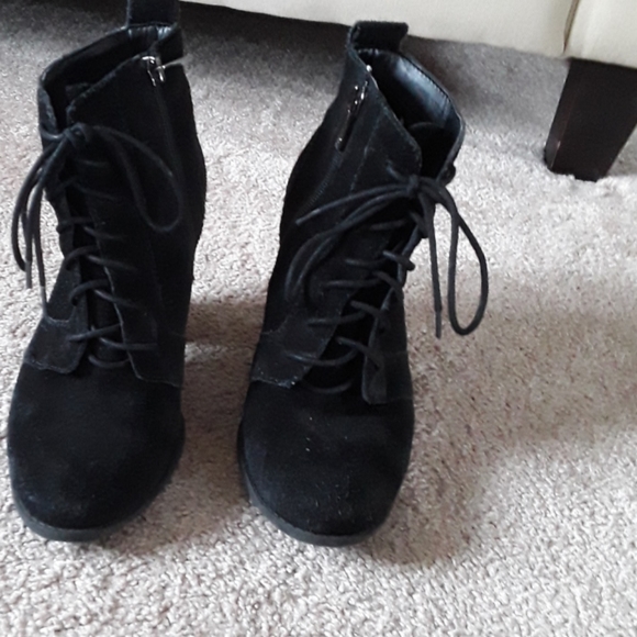 Jessica Simpson Shoes - 🌻Jessica Simpson black boots size 7.5